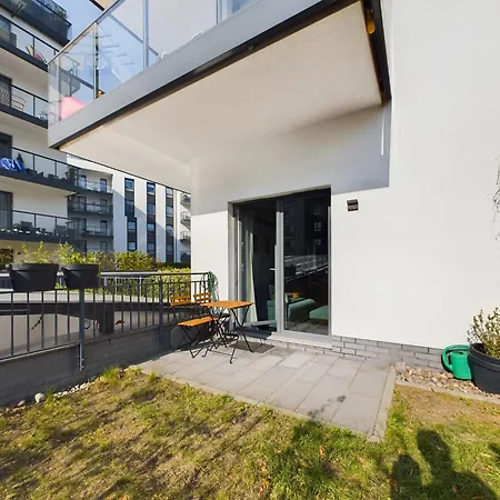Apartment Elegancki Z Tarasem W Gdansku By Renters *